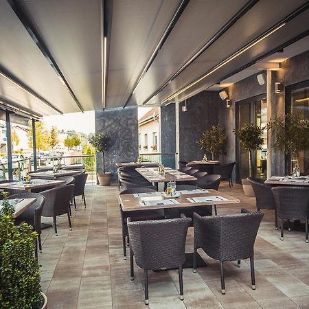 Orion Apartman Sarvar Exterior foto